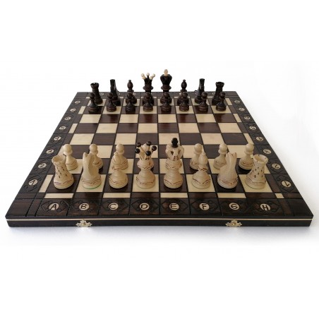 Échiquier Pliable 54×54 cm en Bois de Charme verni