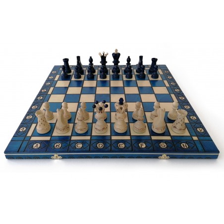 Échiquier Pliable 54×54 cm en Bois de Charme verni