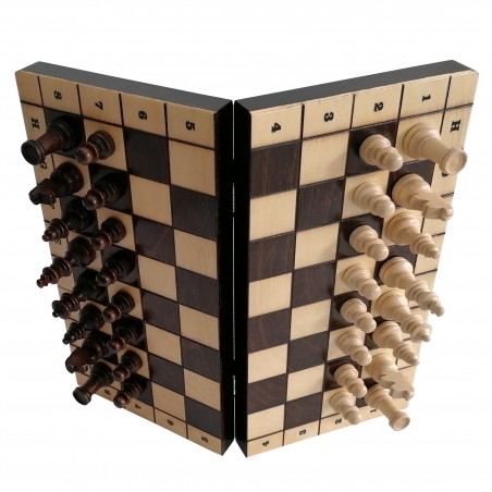 Jeu d'échecs magnétique, échiquier en bois aimanté.